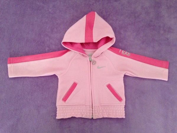 Blusa com capuz Nike Tam 6-9meses