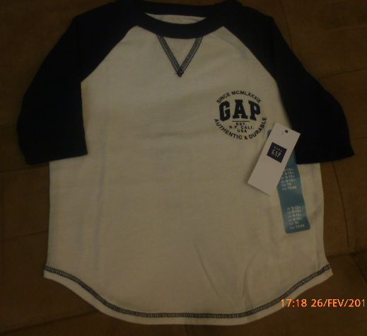 Camiseta Meia Manga - 6 a 12 mese -  GAP