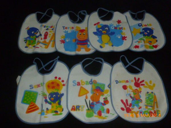 Kit 7 Babadores Semana Backardigans - Colibri