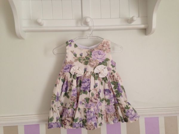 Vestido com estampa floral tam P
