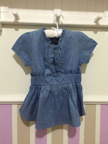 Blusa jeans GAP Tam 2-3 anos